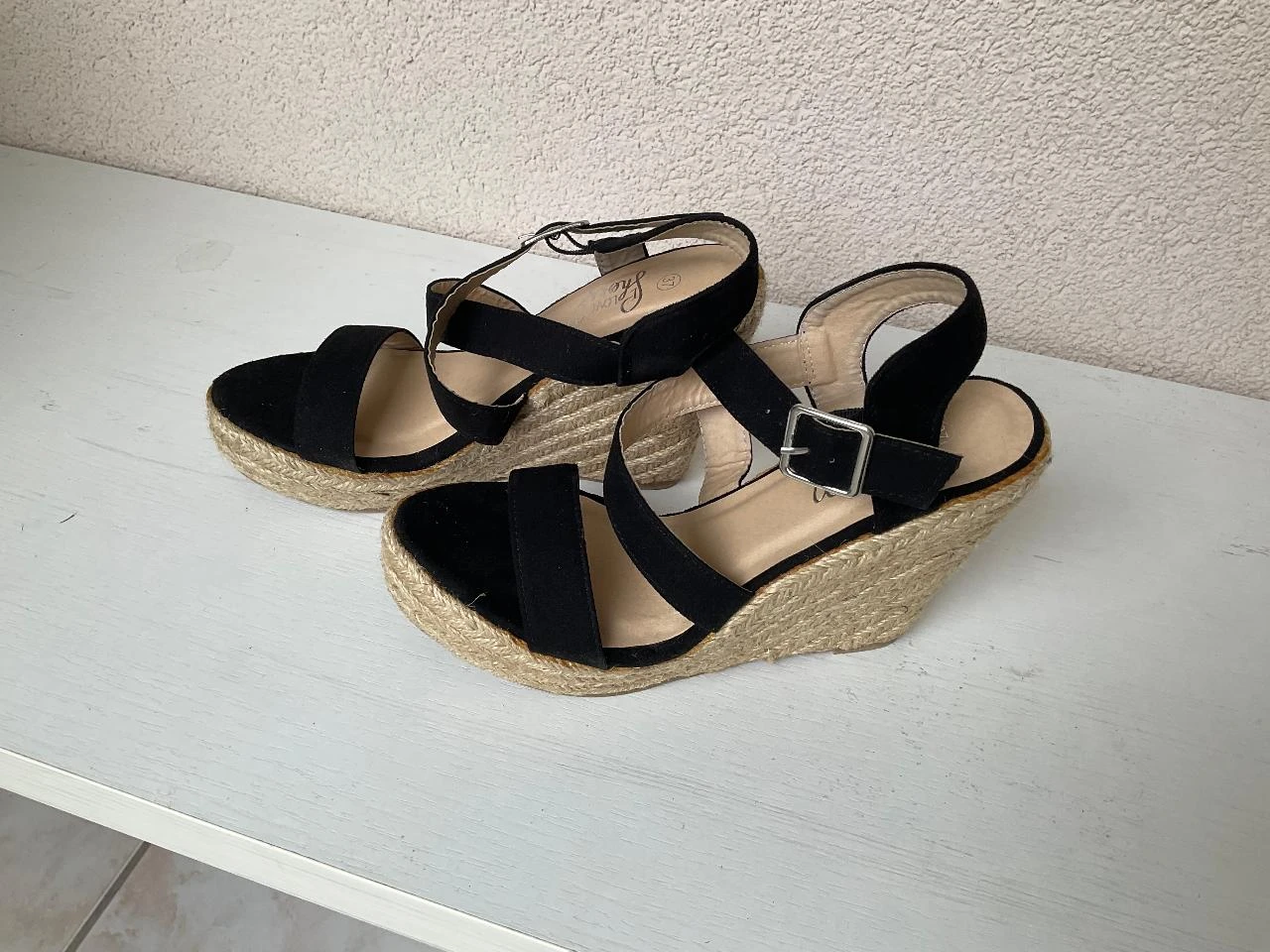 Sandálias rasteiras pretas Love Shoes tamanho 37 – novas e elegantes – photo 2